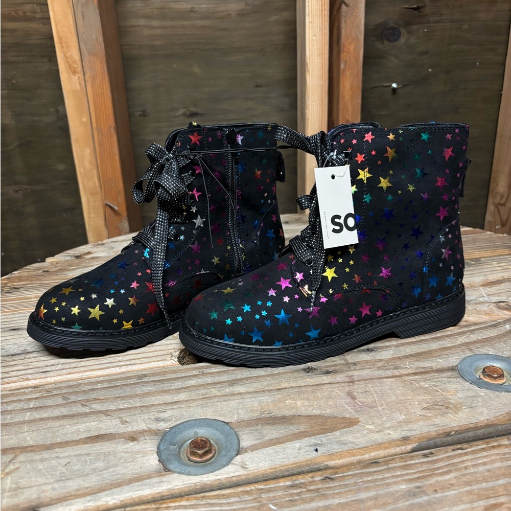 Colorful Star Pattern Boots